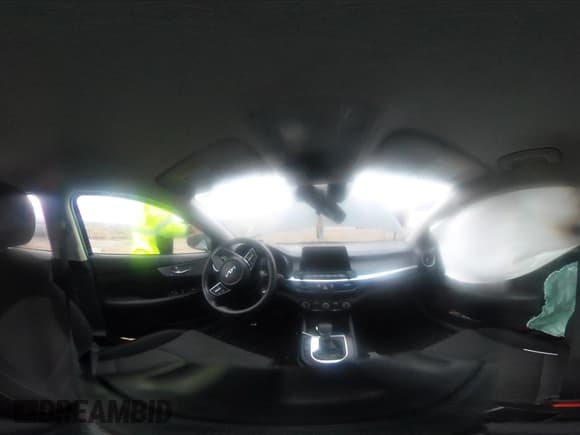 ✅ 2024 Kia Forte LXS • VIN: 3KPF24AD5RE776898 • Lot: 43744320. Wystawiony na IAAI z przebiegiem 21 473 mil. Bezpłatny archiwum sprzedaży aukcyjnych z USA i szczegółowy raport historii pojazdu na DreamBid. Zdjęcie 17.