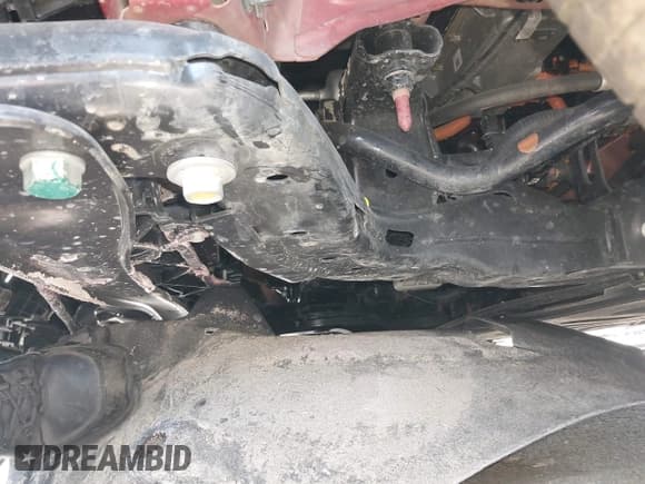 ✅ 2024 Kia EV6 Wind • VIN: KNDC34LA5R5622724 • Lot: 43173122. Wystawiony na IAAI z przebiegiem 29 648 mil. Bezpłatny archiwum sprzedaży aukcyjnych z USA i szczegółowy raport historii pojazdu na DreamBid. Zdjęcie 6.