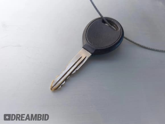 ✅ 2004 Dodge 2500 SLT • VIN: 3D7KU28D04G161343 • Lot: 39342393. Wystawiony na IAAI z przebiegiem 154 298 mil. Bezpłatny archiwum sprzedaży aukcyjnych z USA i szczegółowy raport historii pojazdu na DreamBid. Zdjęcie 11.