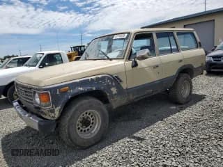 ✅ 1984 Toyota Land Cruiser • VIN: JT3FJ60G7E0088726 • Лот: 62748635. Опубликован ранее на Copart с пробегом 228 436 миль. Бесплатный доступ к архиву аукционных продаж из США и подробный отчёт об истории автомобиля на DreamBid. Изображение 1.