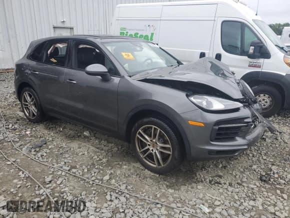 ✅ 2021 Porsche Cayenne • VIN: WP1AA2AY8MDA00729 • Лот: 62479745. Опубликован ранее на Copart с пробегом Не указан. Бесплатный доступ к архиву аукционных продаж из США и подробный отчёт об истории автомобиля на DreamBid. Изображение 4.