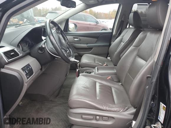 ✅ 2014 Honda Odyssey EX-L • VIN: 5FNRL5H66EB014143 • Lot: 90998015. Listed on Copart with 137,281 mi. Free auction sales archive from the USA and detailed vehicle history report at DreamBid. Image 7.