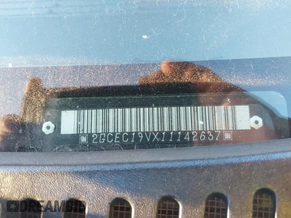 ✅ 2001 Chevrolet Silverado 1500 LS • VIN: 2GCEC19VX11142637 • Lot: 43633573. Listed on IAAI with 232,476 mi. Free auction sales archive from the USA and detailed vehicle history report at DreamBid. Image 17.