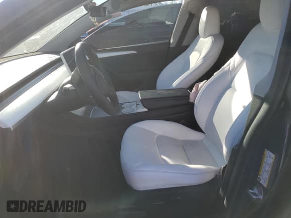 ✅ 2023 Tesla Model Y Long Range • VIN: 7SAYGDEE3PF960017 • Лот: 82737365. Опубликован ранее на Copart с пробегом Не указан. Бесплатный доступ к архиву аукционных продаж из США и подробный отчёт об истории автомобиля на DreamBid. Изображение 7.