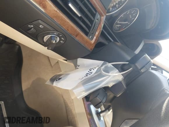 ✅ 2008 BMW 5 Series 528i • VIN: WBANU53548CT13185 • Lot: 43676125. Listed on IAAI with 121,799 mi. Free auction sales archive from the USA and detailed vehicle history report at DreamBid. Image 12.