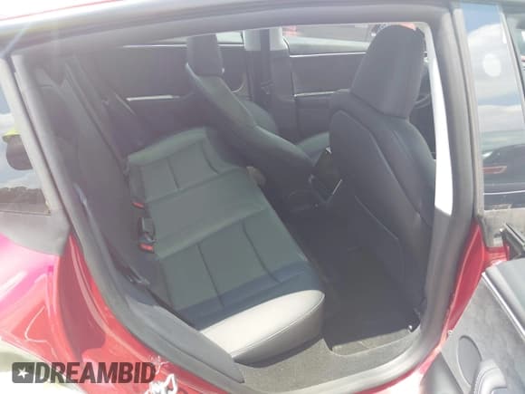 ✅ 2025 Tesla Model 3 Long Range • VIN: 5YJ3E1EB3SF893624 • Лот: 42335212. Опубликован ранее на IAAI с пробегом 7 426 миль. Бесплатный доступ к архиву аукционных продаж из США и подробный отчёт об истории автомобиля на DreamBid. Изображение 8.