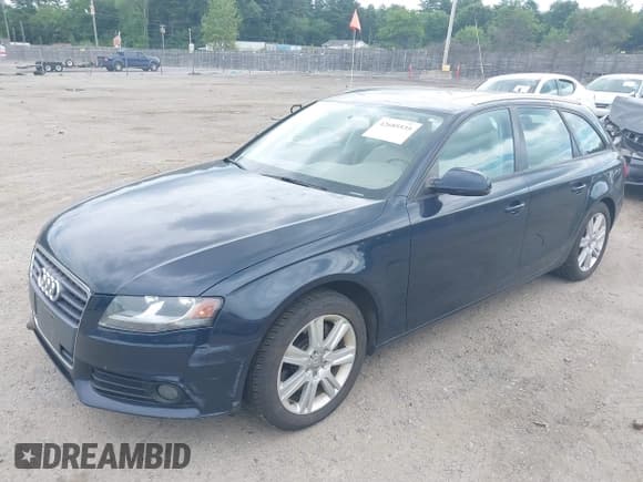 ✅ 2011 Audi A4 Premium • VIN: WAUSFAFL2BA053226 • Лот: 42685535. Опубликован ранее на IAAI с пробегом 157 883 миль. Бесплатный доступ к архиву аукционных продаж из США и подробный отчёт об истории автомобиля на DreamBid. Изображение 2.