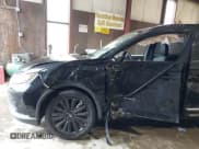 ✅ 2020 Mitsubishi Outlander ES • VIN: JA4AZ3A36LZ040968 • Lot: 42892140. Wystawiony na IAAI z przebiegiem 125 702 mil. Bezpłatny archiwum sprzedaży aukcyjnych z USA i szczegółowy raport historii pojazdu na DreamBid. Zdjęcie 18.