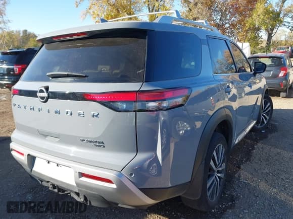 ✅ 2022 Nissan Pathfinder Platinum • VIN: 5N1DR3DK0NC261103 • Лот: 43603618. Опубликован ранее на IAAI с пробегом 41 864 миль. Бесплатный доступ к архиву аукционных продаж из США и подробный отчёт об истории автомобиля на DreamBid. Изображение 4.