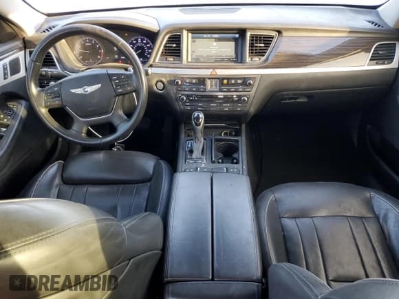 ✅ 2015 Hyundai Genesis 3.8L • VIN: KMHGN4JE7FU064874 • Lot: 82585284. Wystawiony na Copart z przebiegiem 162 875 mil. Bezpłatny archiwum sprzedaży aukcyjnych z USA i szczegółowy raport historii pojazdu na DreamBid. Zdjęcie 8.