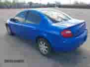 2005 Dodge Neon SXT z VIN 1B3ES56CX5D170852, wystawiony jako IAAI lot #42049876 z przebiegiem 103 673 mil mil oraz . Historia ofert i sprzedaży dostępna na DreamBid. Obrazek 3.