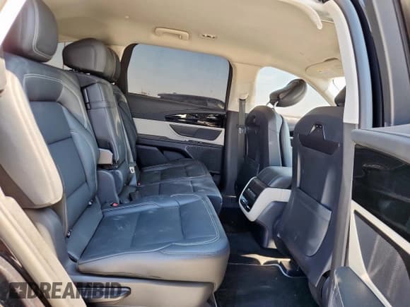 ✅ 2025 Lincoln Nautilus Premiere • VIN: 5LMPJ8JA6SJ920982 • Lot: 85937385. Wystawiony na Copart z przebiegiem 1 797 mil. Bezpłatny archiwum sprzedaży aukcyjnych z USA i szczegółowy raport historii pojazdu na DreamBid. Zdjęcie 11.