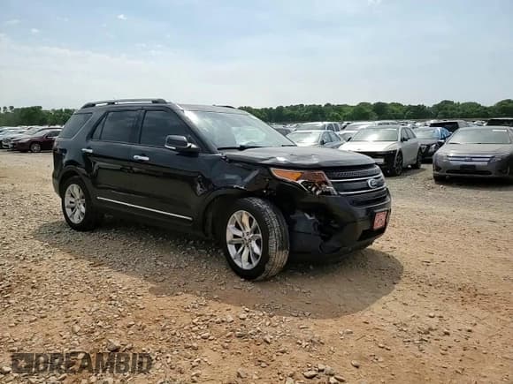 ✅ 2015 Ford Explorer Limited • VIN: 1FM5K7F87FGA82441 • Lot: 53641705. Wystawiony na Copart z przebiegiem 159 887 mil. Bezpłatny archiwum sprzedaży aukcyjnych z USA i szczegółowy raport historii pojazdu na DreamBid. Zdjęcie 11.
