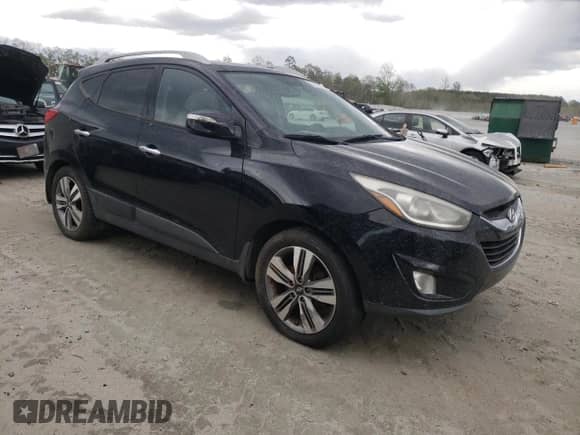2015 Hyundai Tucson SE z VIN KM8JU3AG0FU025970, wystawiony jako Copart lot #50872954 z przebiegiem 194 132 mil mil oraz . Historia ofert i sprzedaży dostępna na DreamBid. Obrazek 4.