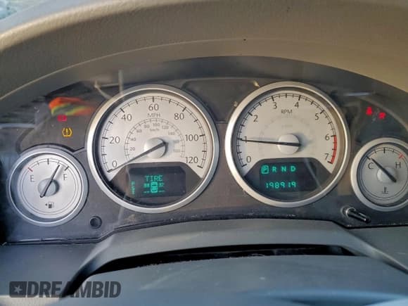 ✅ 2008 Chrysler Town & Country Touring • VIN: 2A8HR54P78R774852 • Lot: 94418705. Listed on Copart with 198,919 mi. Free auction sales archive from the USA and detailed vehicle history report at DreamBid. Image 9.