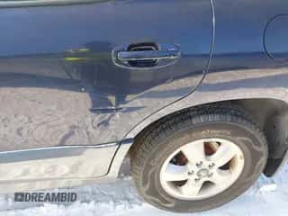 2005 Hyundai Santa Fe GLS z VIN KM8SC73D25U983704, wystawiony jako IAAI lot #41411428 z przebiegiem 116 563 mil mil oraz . Historia ofert i sprzedaży dostępna na DreamBid. Obrazek 6.