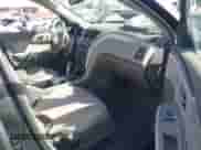 2009 Chevrolet Traverse LS z VIN 1GNER13DX9S175039, wystawiony jako IAAI lot #43450995 z przebiegiem 172 810 mil mil oraz . Historia ofert i sprzedaży dostępna na DreamBid. Obrazek 5.