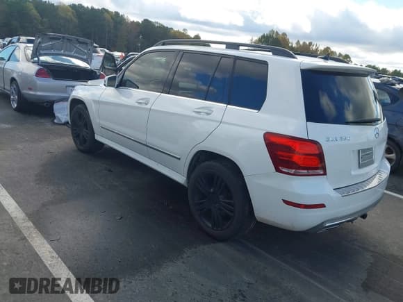 ✅ 2013 Mercedes-Benz GLK 250 • VIN: WDCGG0EB3DG125330 • Лот: 43563592. Опубликован ранее на IAAI с пробегом 157 750 миль. Бесплатный доступ к архиву аукционных продаж из США и подробный отчёт об истории автомобиля на DreamBid. Изображение 3.