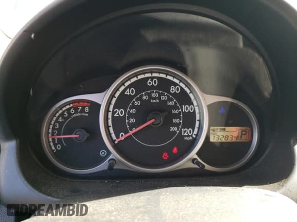✅ 2011 Mazda 2 Sport • VIN: JM1DE1HZ2B0130411 • Лот: 75097094. Опубликован ранее на Copart с пробегом 132 834 миль. Бесплатный доступ к архиву аукционных продаж из США и подробный отчёт об истории автомобиля на DreamBid. Изображение 9.