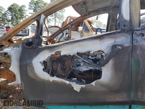 ✅ 2020 Chevrolet Bolt EV LT • VIN: 1G1FY6S03L4149155 • Lot: 47466035. Wystawiony na Copart z przebiegiem Nie podano. Bezpłatny archiwum sprzedaży aukcyjnych z USA i szczegółowy raport historii pojazdu na DreamBid. Zdjęcie 7.