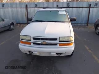 ✅ 2004 Chevrolet Blazer LS • VIN: 1GNDT13X34K161001 • Lot: 41432856. Wystawiony na IAAI z przebiegiem Nie podano. Bezpłatny archiwum sprzedaży aukcyjnych z USA i szczegółowy raport historii pojazdu na DreamBid. Zdjęcie 6.
