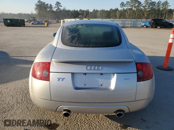 ✅ 2003 Audi TT • VIN: TRUWT28N031003689 • Lot: 46233815. Listed on Copart with 122,607 mi. Free auction sales archive from the USA and detailed vehicle history report at DreamBid. Image 6.