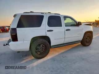 2007 Chevrolet Tahoe LS с VIN 1GNFC13C17R354832, выставлен на аукционе Copart как лот 82367185 с пробегом 234 396 миль миль и Списание • Salvage title. История ставок и продаж доступна на DreamBid. Изображение 3.