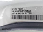 ✅ 2024 Ram 2500 Tradesman • VIN: 3C6UR5CJ0RG131566 • Lot: 42231132. Wystawiony na IAAI z przebiegiem 3 868 mil. Bezpłatny archiwum sprzedaży aukcyjnych z USA i szczegółowy raport historii pojazdu na DreamBid. Zdjęcie 9.