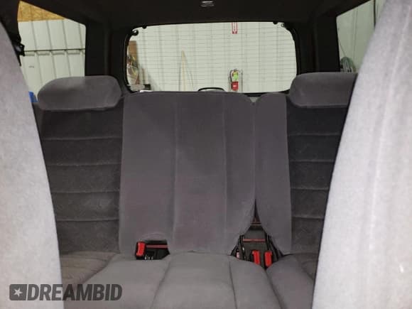 ✅ 1999 Ford Explorer XL • VIN: 1FMZU34X3XUB61123 • Лот: 42259585. Опубликован ранее на Copart с пробегом 148 382 миль. Бесплатный доступ к архиву аукционных продаж из США и подробный отчёт об истории автомобиля на DreamBid. Изображение 10.