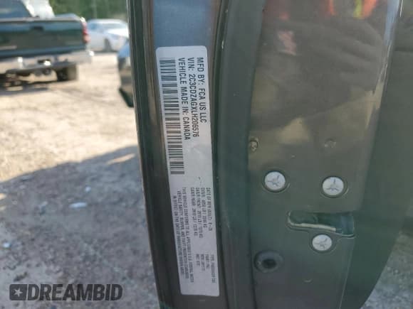 ✅ 2020 Dodge Challenger SXT • VIN: 2C3CDZAGXLH206576 • Lot: 49464743. Wystawiony na Copart z przebiegiem 17 007 mil. Bezpłatny archiwum sprzedaży aukcyjnych z USA i szczegółowy raport historii pojazdu na DreamBid. Zdjęcie 12.