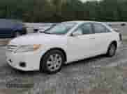 2011 Toyota Camry LE с VIN 4T1BF3EK5BU584051, выставлен на аукционе Copart как лот 85340395 с пробегом 111 598 миль миль и Списание • Salvage title. История ставок и продаж доступна на DreamBid. Изображение 1.