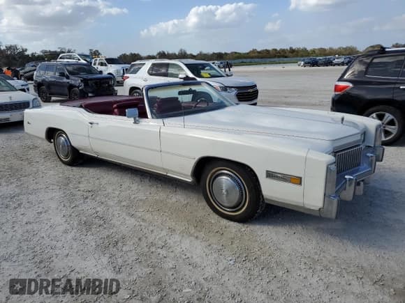 ✅ 1975 Cadillac Eldorado • VIN: 6L67S5Q206954 • Lot: 77782914. Wystawiony na Copart z przebiegiem 20 824 mil. Bezpłatny archiwum sprzedaży aukcyjnych z USA i szczegółowy raport historii pojazdu na DreamBid. Zdjęcie 4.