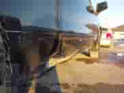 2019 Chevrolet Silverado 1500 Custom Trail Boss z VIN 3GCPYCEH7KG121386, wystawiony jako IAAI lot #41357405 z przebiegiem 100 355 mil mil oraz . Historia ofert i sprzedaży dostępna na DreamBid. Obrazek 20.