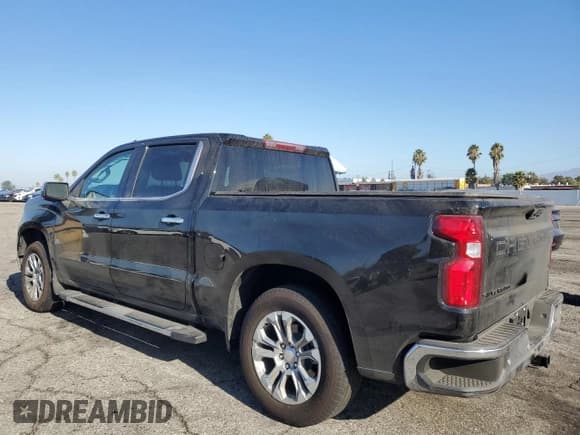 ✅ 2024 Chevrolet Silverado 1500 • VIN: 1GCPAEE82RZ352772 • Лот: 71821875. Опубликован ранее на Copart с пробегом 6 973 миль. Бесплатный доступ к архиву аукционных продаж из США и подробный отчёт об истории автомобиля на DreamBid. Изображение 2.