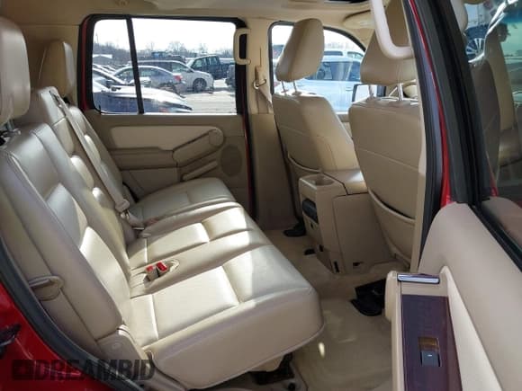 ✅ 2010 Ford Explorer Limited • VIN: 1FMEU7FE6AUA10298 • Lot: 41094417. Wystawiony na IAAI z przebiegiem 162 103 mil. Bezpłatny archiwum sprzedaży aukcyjnych z USA i szczegółowy raport historii pojazdu na DreamBid. Zdjęcie 8.