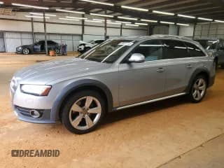 ✅ 2015 Audi allroad A4 Premium Plus • VIN: WA1UFBFL5FA061225 • Lot: 69621345. Wystawiony na Copart z przebiegiem 81 920 mil. Bezpłatny archiwum sprzedaży aukcyjnych z USA i szczegółowy raport historii pojazdu na DreamBid. Zdjęcie 1.