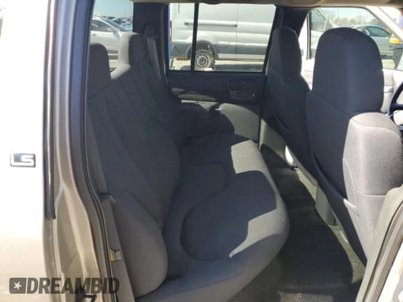 ✅ 2003 Chevrolet S-10 LS • VIN: 1GCDT13X23K144570 • Лот: 49860065. Опубликован ранее на Copart с пробегом 140 192 миль. Бесплатный доступ к архиву аукционных продаж из США и подробный отчёт об истории автомобиля на DreamBid. Изображение 10.