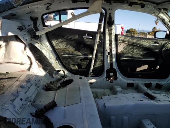 ✅ 2020 Dodge Charger Scat Pack • VIN: 2C3CDXGJ5LH241131 • Lot: 87058545. Wystawiony na Copart z przebiegiem Nie podano. Bezpłatny archiwum sprzedaży aukcyjnych z USA i szczegółowy raport historii pojazdu na DreamBid. Zdjęcie 10.