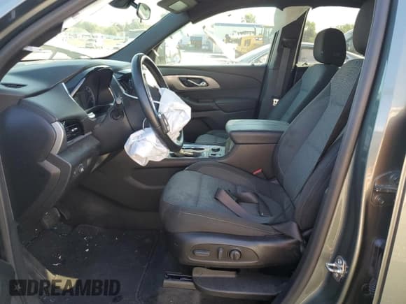 ✅ 2023 Chevrolet Traverse LT Cloth • VIN: 1GNERGKW2PJ146126 • Lot: 80157385. Wystawiony na Copart z przebiegiem 47 698 mil. Bezpłatny archiwum sprzedaży aukcyjnych z USA i szczegółowy raport historii pojazdu na DreamBid. Zdjęcie 7.