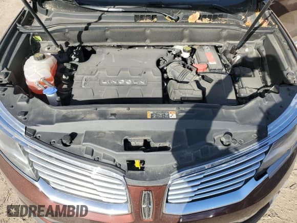 ✅ 2016 Lincoln MKX Select • VIN: 2LMTJ8KR4GBL61325 • Lot: 90105455. Listed on Copart with 104,877 mi. Free auction sales archive from the USA and detailed vehicle history report at DreamBid. Image 12.