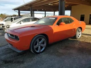 ✅ 2010 Dodge Challenger R/T • VIN: 2B3CJ5DT0AH272736 • Lot: 49638385. Wystawiony na Copart z przebiegiem 286 310 mil. Bezpłatny archiwum sprzedaży aukcyjnych z USA i szczegółowy raport historii pojazdu na DreamBid. Zdjęcie 1.