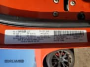 ✅ 2009 Dodge Challenger SRT-8 • VIN: 2B3LJ74W09H563075 • Lot: 76766354. Wystawiony na Copart z przebiegiem 75 047 mil. Bezpłatny archiwum sprzedaży aukcyjnych z USA i szczegółowy raport historii pojazdu na DreamBid. Zdjęcie 13.