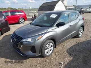 ✅ 2025 Nissan Kicks Play S • VIN: 3N1CP5BV7SL475331 • Lot: 43387738. Wystawiony na IAAI z przebiegiem 1 129 mil. Bezpłatny archiwum sprzedaży aukcyjnych z USA i szczegółowy raport historii pojazdu na DreamBid. Zdjęcie 2.