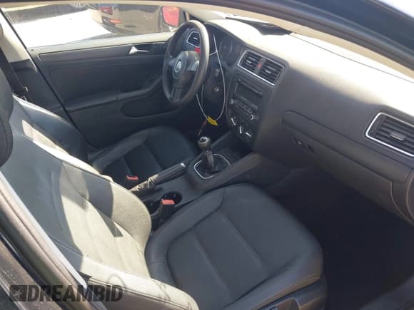 ✅ 2012 Volkswagen Jetta SE • VIN: 3VWBP7AJXCM004155 • Lot: 43691612. Listed on IAAI with 72,036 mi. Free auction sales archive from the USA and detailed vehicle history report at DreamBid. Image 5.