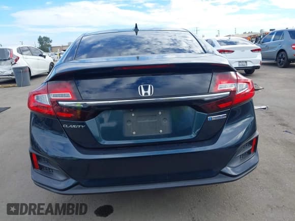 ✅ 2018 Honda Clarity • VIN: JHMZC5F15JC019394 • Lot: 43261290. Wystawiony na IAAI z przebiegiem 168 775 mil. Bezpłatny archiwum sprzedaży aukcyjnych z USA i szczegółowy raport historii pojazdu na DreamBid. Zdjęcie 17.