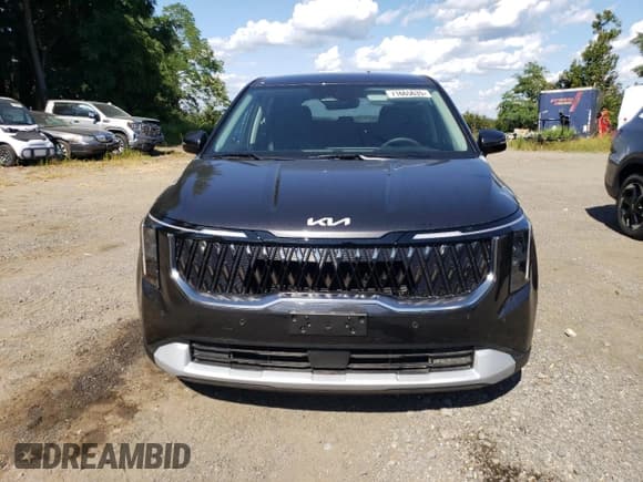 ✅ 2026 Kia Carnival LXS • VIN: KNDNB5K31T6554136 • Lot: 71665635. Listed on Copart with 12 mi. Free auction sales archive from the USA and detailed vehicle history report at DreamBid. Image 5.