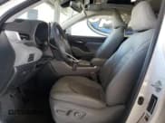 ✅ 2023 Toyota Highlander XLE • VIN: 5TDKDRAH4PS036254 • Lot: 82531775. Wystawiony na Copart z przebiegiem 30 641 mil. Bezpłatny archiwum sprzedaży aukcyjnych z USA i szczegółowy raport historii pojazdu na DreamBid. Zdjęcie 7.