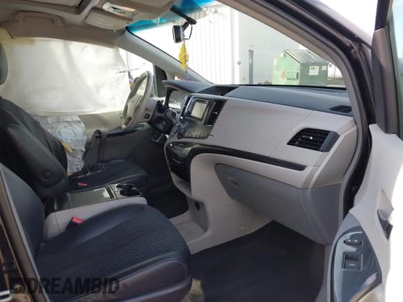 ✅ 2014 Toyota Sienna SE • VIN: 5TDXK3DC3ES453080 • Лот: 43616738. Опубликован ранее на IAAI с пробегом 78 926 миль. Бесплатный доступ к архиву аукционных продаж из США и подробный отчёт об истории автомобиля на DreamBid. Изображение 5.