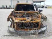 ✅ 2019 Chevrolet Silverado 1500 LT • VIN: 1GCPYDEK1KZ301836 • Lot: 52033504. Wystawiony na Copart z przebiegiem Nie podano. Bezpłatny archiwum sprzedaży aukcyjnych z USA i szczegółowy raport historii pojazdu na DreamBid. Zdjęcie 5.