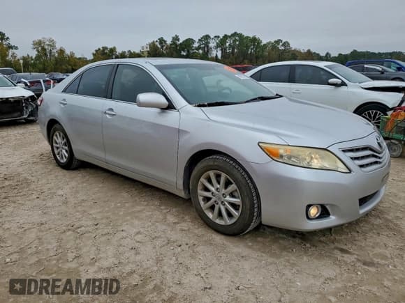 ✅ 2010 Toyota Camry • VIN: 4T1BF3EKXAU101085 • Lot: 94702765. Wystawiony na Copart z przebiegiem 48 231 mil. Bezpłatny archiwum sprzedaży aukcyjnych z USA i szczegółowy raport historii pojazdu na DreamBid. Zdjęcie 4.